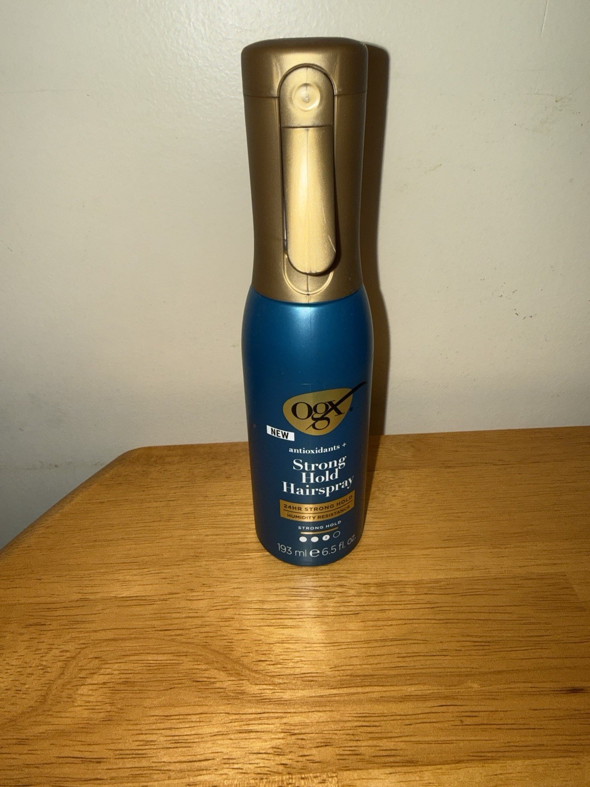 OGX Strong Hold Hairspray Paraben-Free Humidity Resistant Mist 193mL 6.5oz