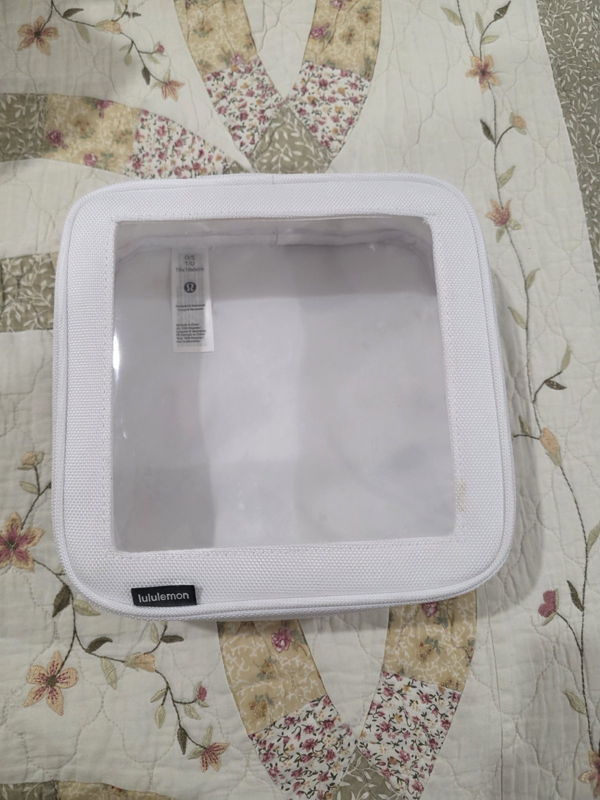 lululemon White Polyester Makeup Bag with Zipper & Handle 19x19x6cm