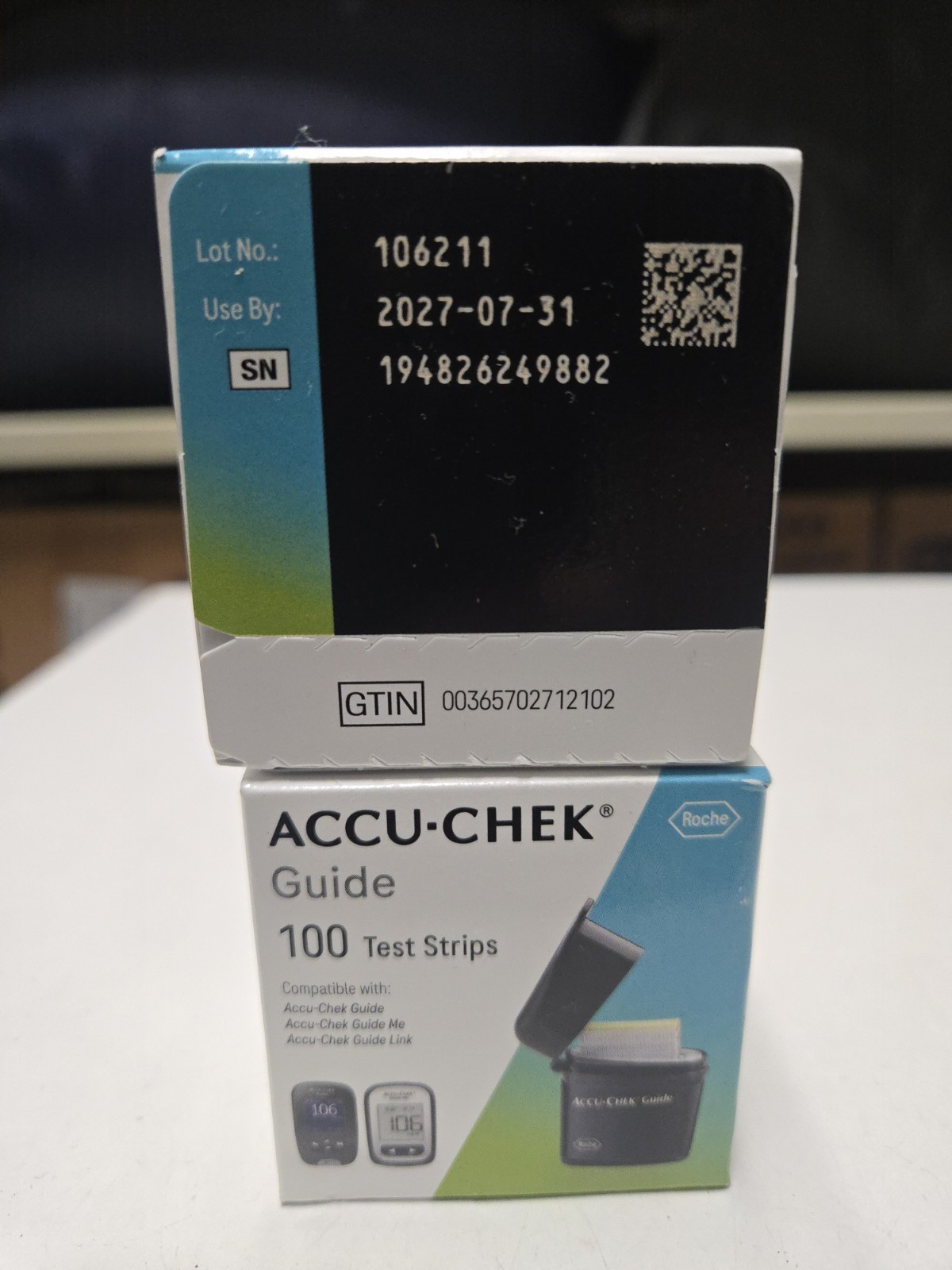 200 Accu-Chek Guide Test Strips 2 boxes of 100 Exp 7/31/27