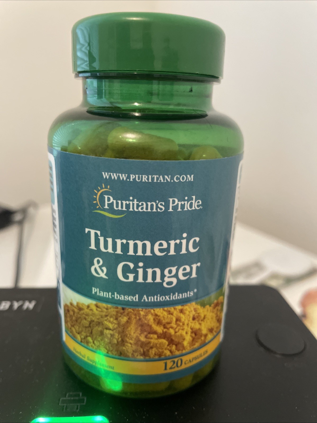 Puritan’s Pride Turmeric & Ginger-120 Capsules 04/2027