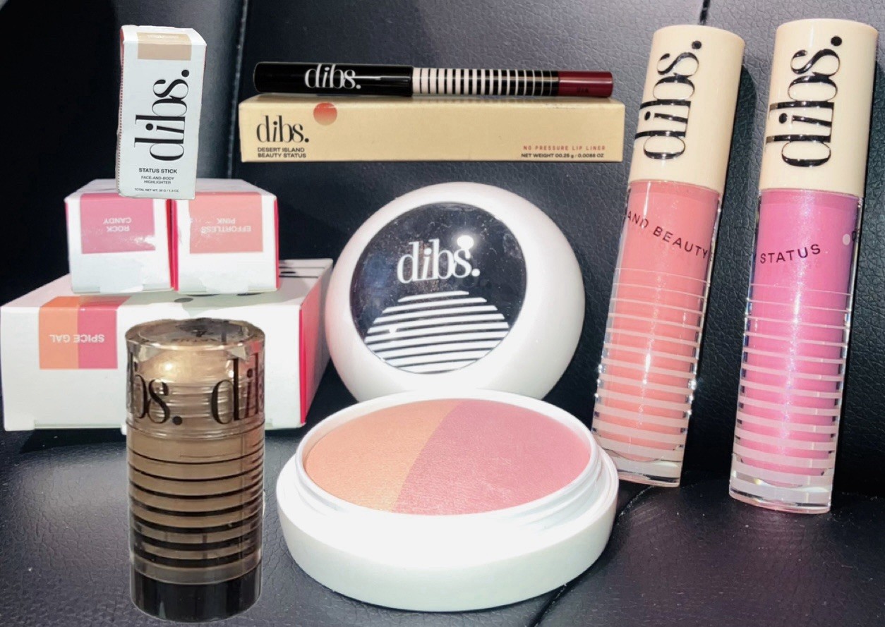 Dibs Bundle 5 Full Size Items | NIB | 2 Lippies Blush, Status Stick & Lip Liner