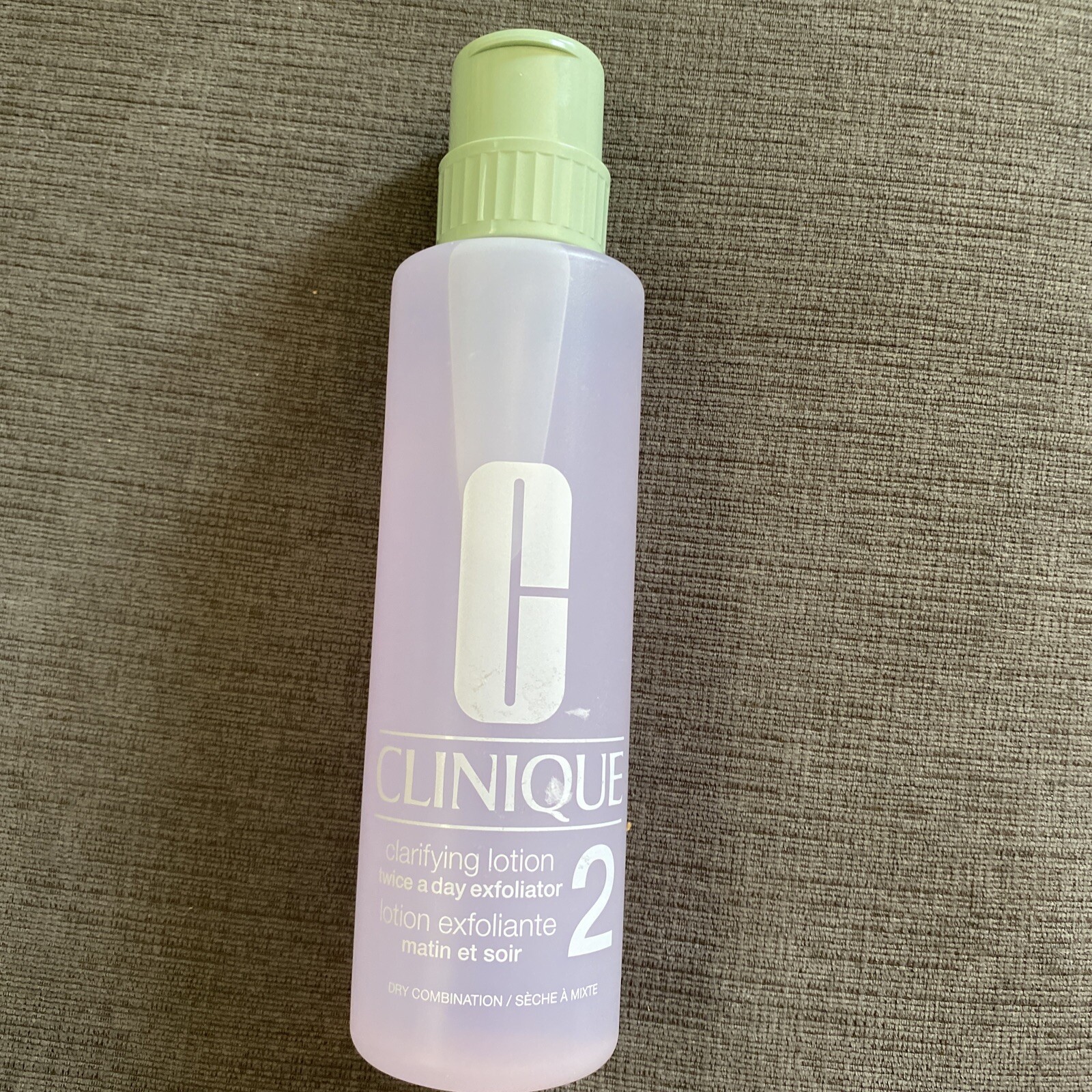 CLINIQUE 2 PC SET – Liquid Facial Soap & Twice Daily Clarifying Lotion