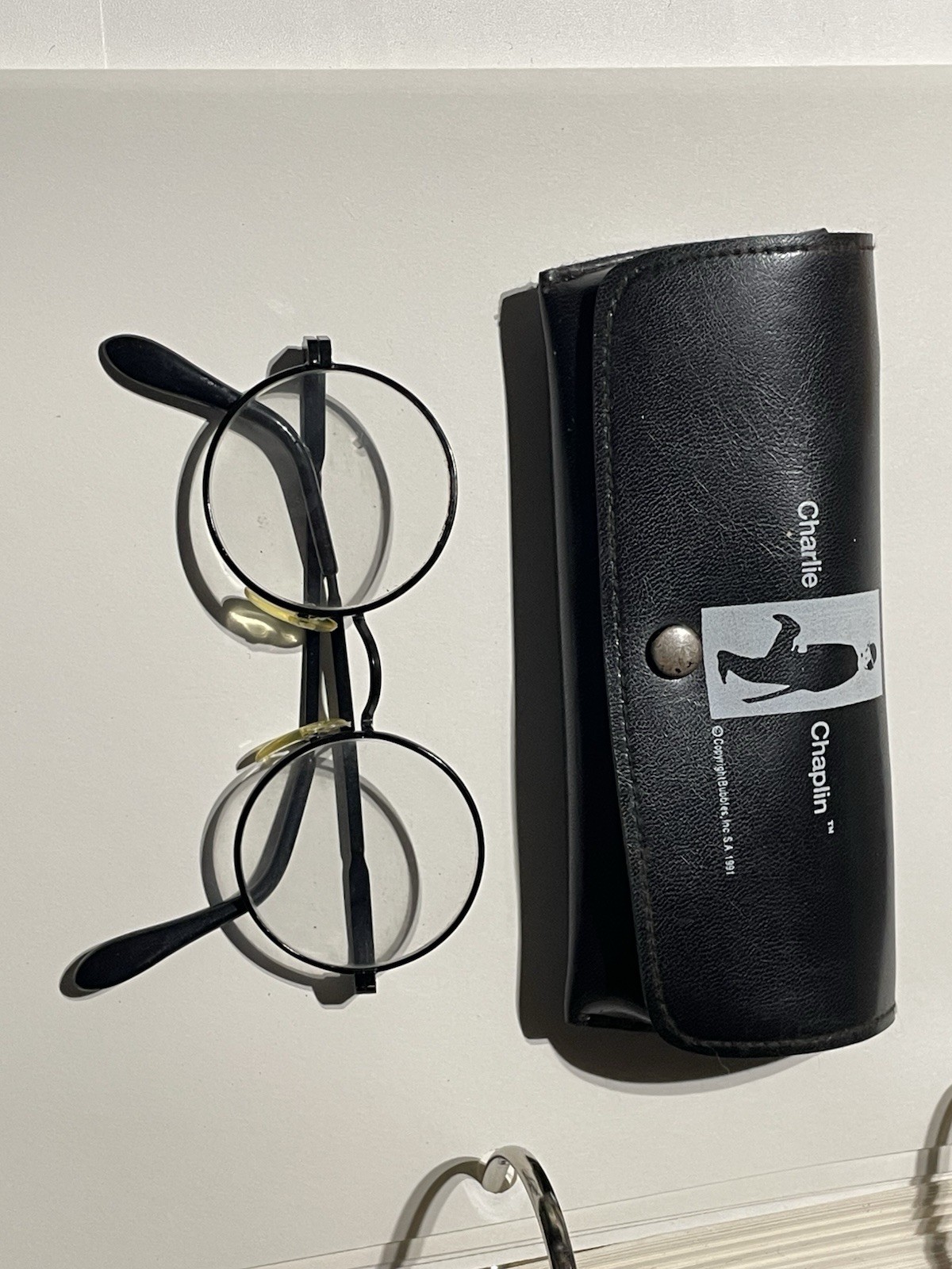 Charlie Chaplin Round Full Rim Metal Eyeglasses Frames, Solid Black