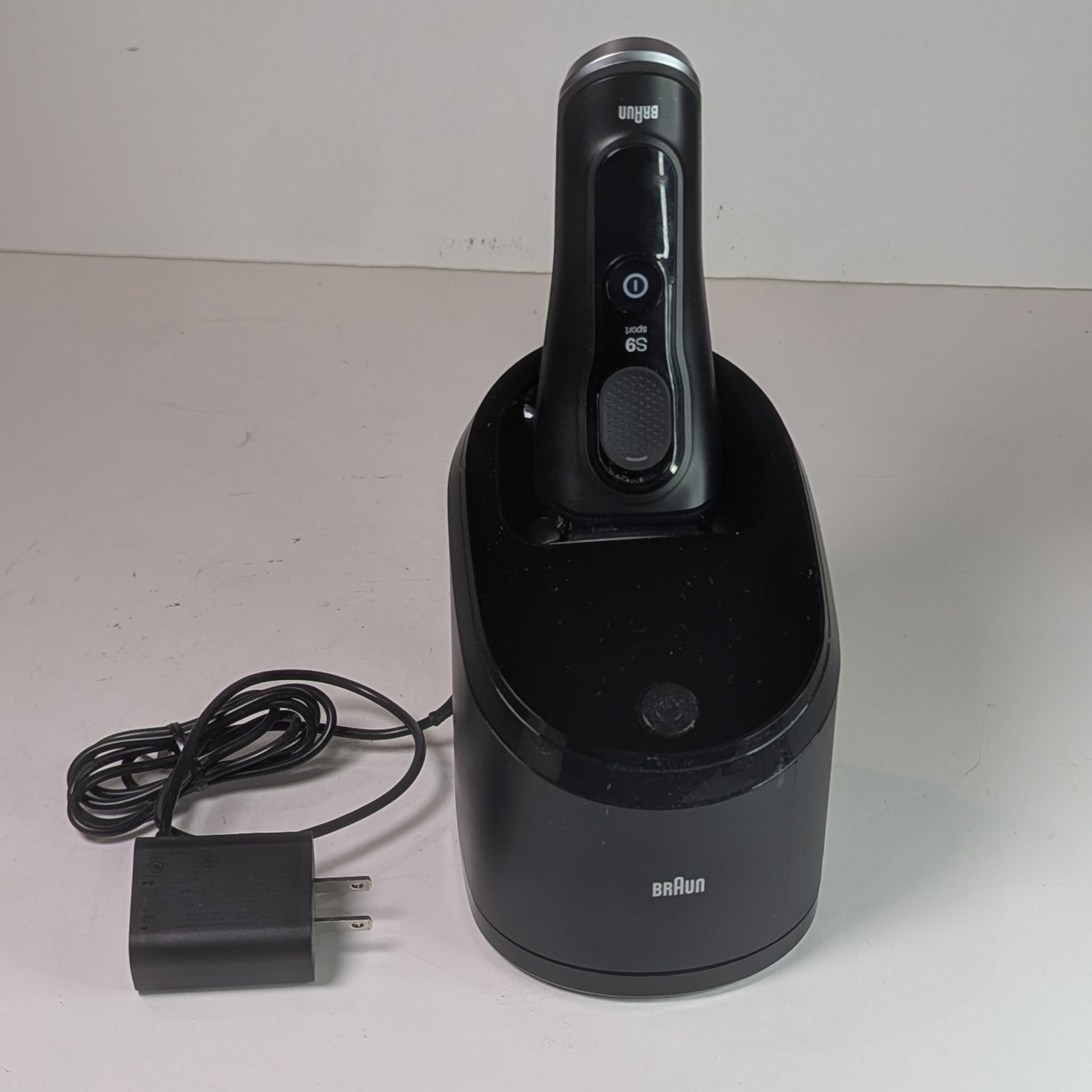 Braun Series S9 Sport Shaver With Charging Base