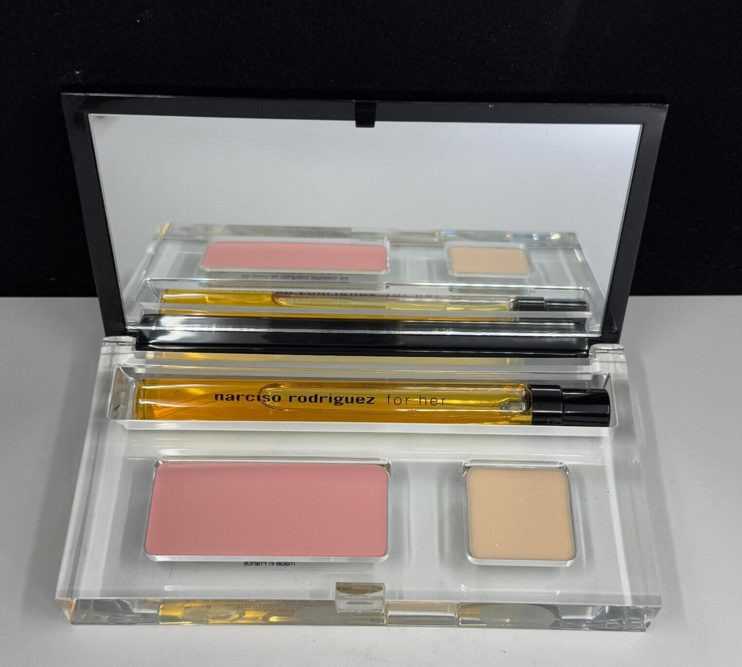 Naarciso Rodriguez Her Perfume And Beauty Palette New Check Description