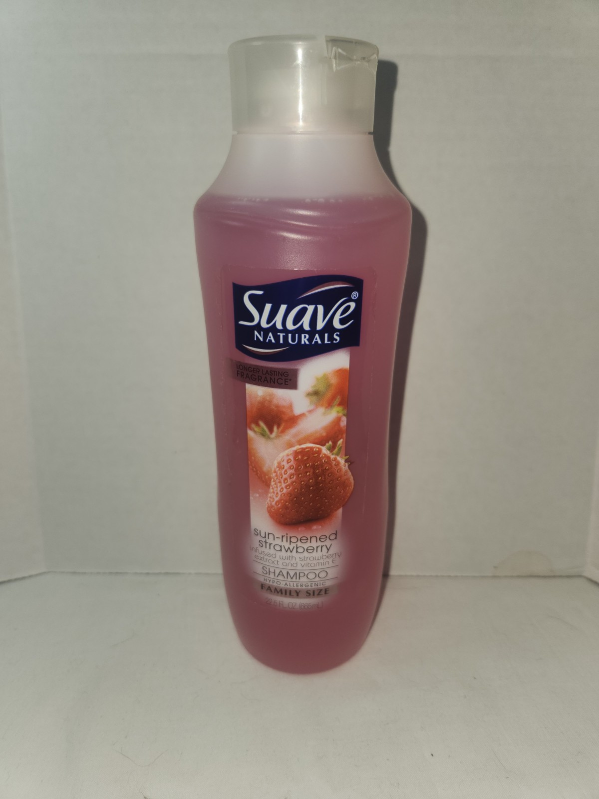 Suave Naturals Sun Ripened Strawberry Shampoo Family Size 22.5 Fl Oz Full