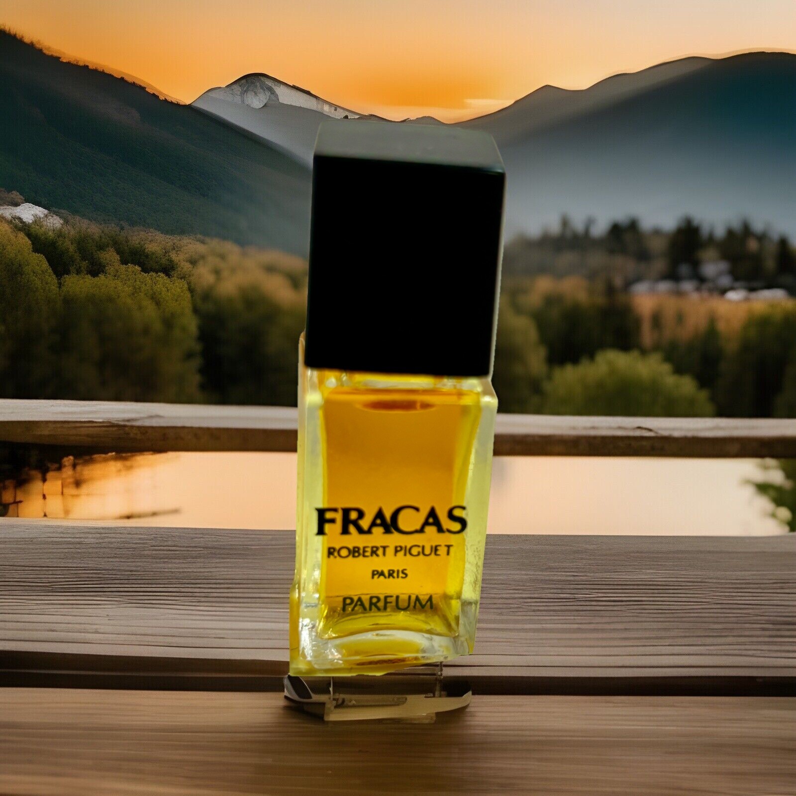 FRACAS Robert Piguet Parfum LARGE Mini PARFUM 0.16 oz/5ML ORIGINAL OLD FORMULA.