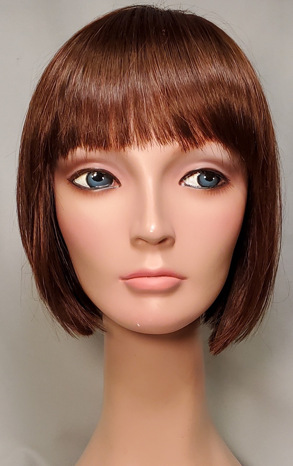 Tori 2356 Rene of Paris synthetic Angled Bob wig Color Chestnut NWOT display