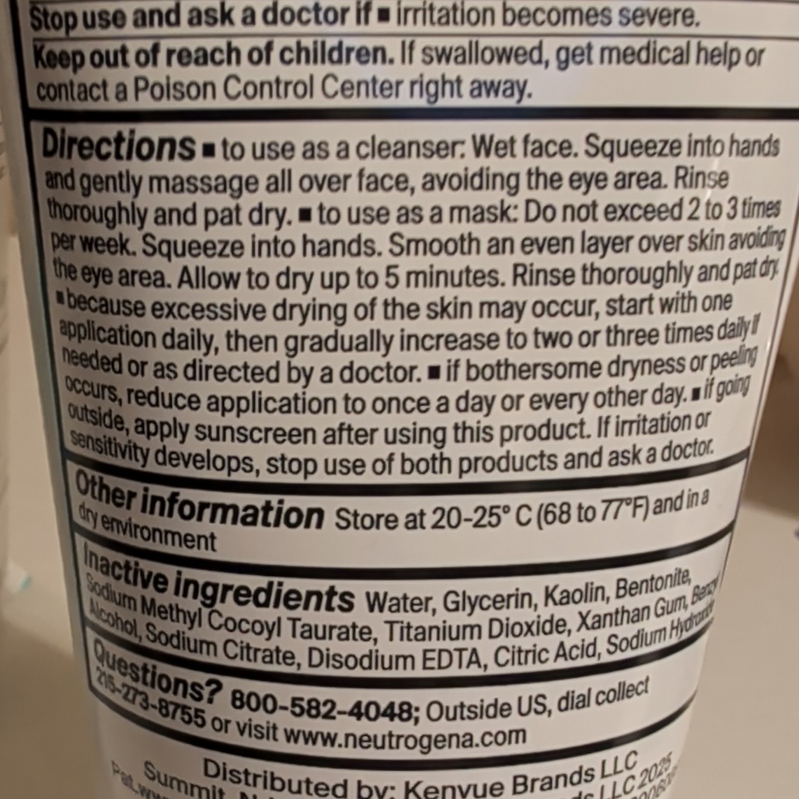Neutrogena Evenly Clear Acne Cleansing Mask 3.5% BP In-Shower 4.2 fl oz