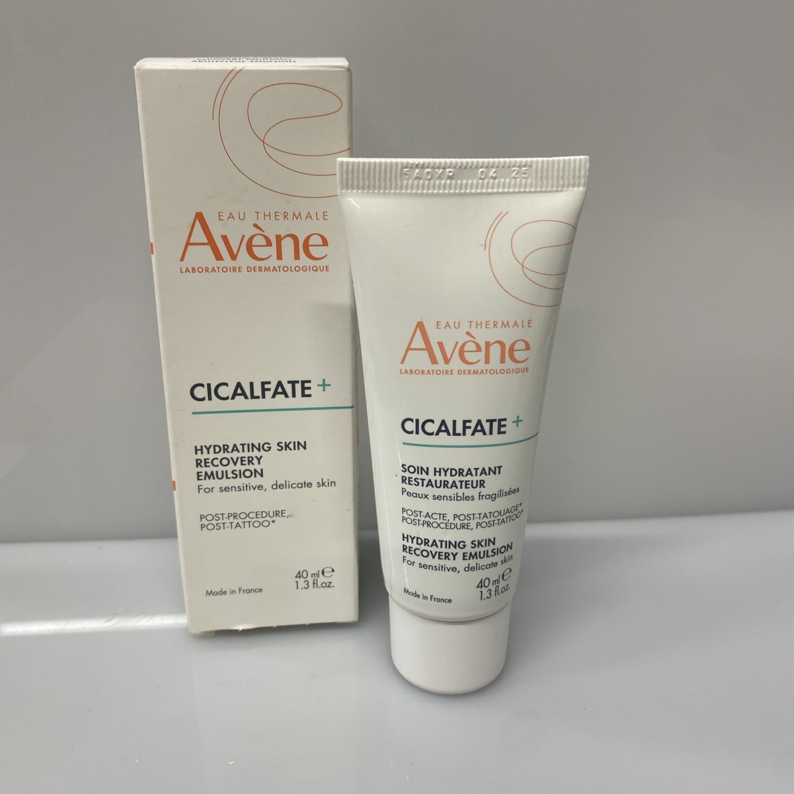 Unsealed Avene Cicalfate Hydrating Skin Recovery Emulsion 1.3 Fl Oz Exp: 04-28+