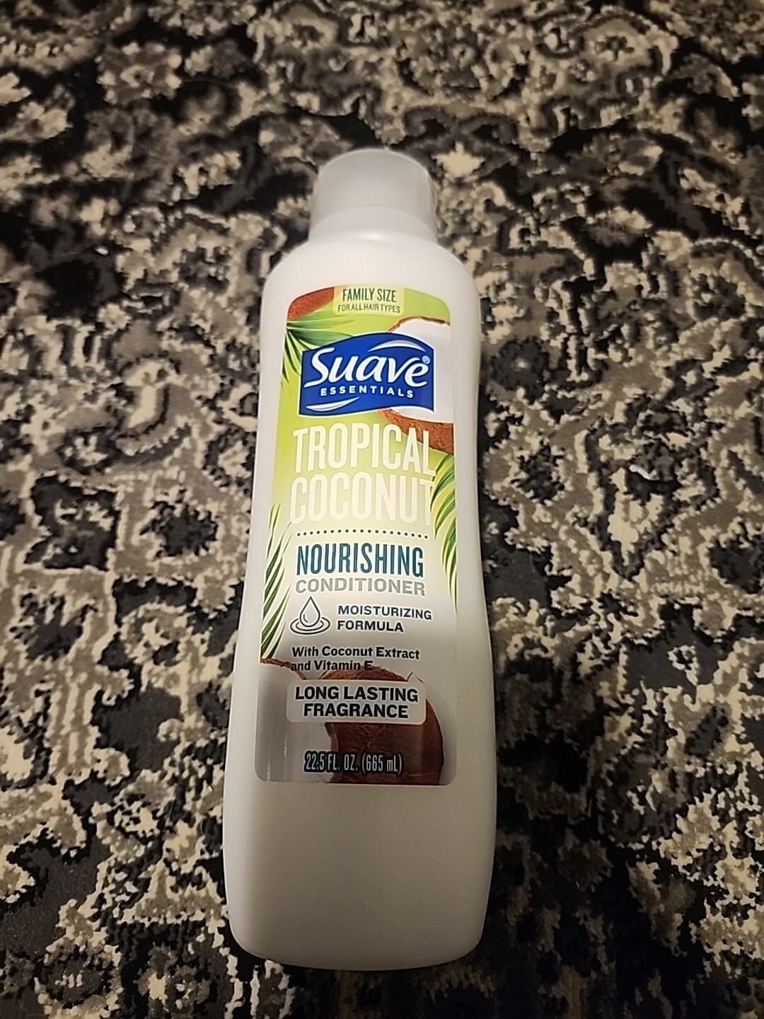 Suave Essentials tropical coconut nourishing Conditioner 22.5 FL. Oz. (665 ML)