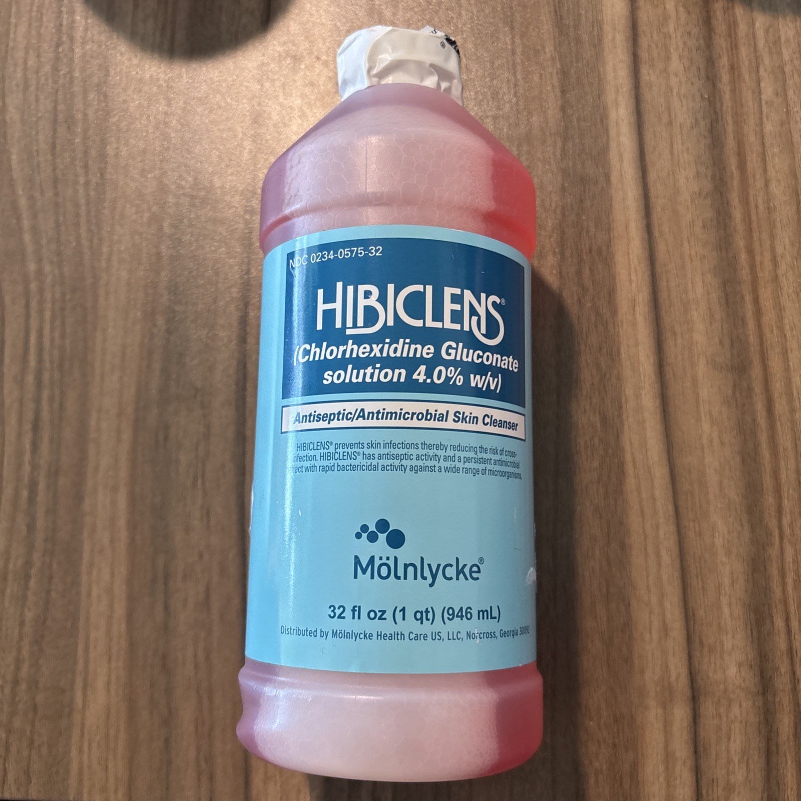 Hibiclens – Antimicrobial and Antiseptic Soap Skin 32 Fl Oz (Pack of 1) Ex 11/25