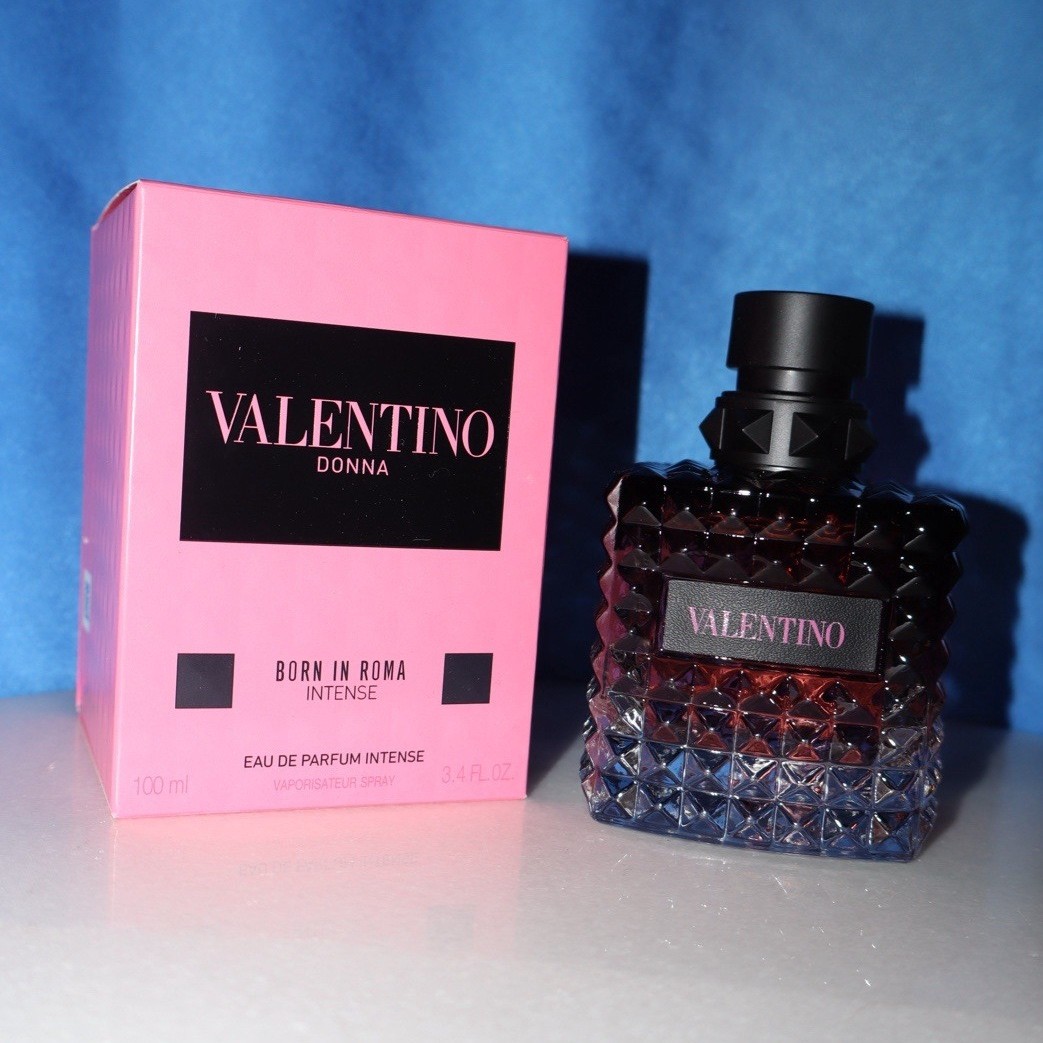 Valentino Donna Born In Roma Intense Eau de Parfum Intense Spray 3.4 fl oz