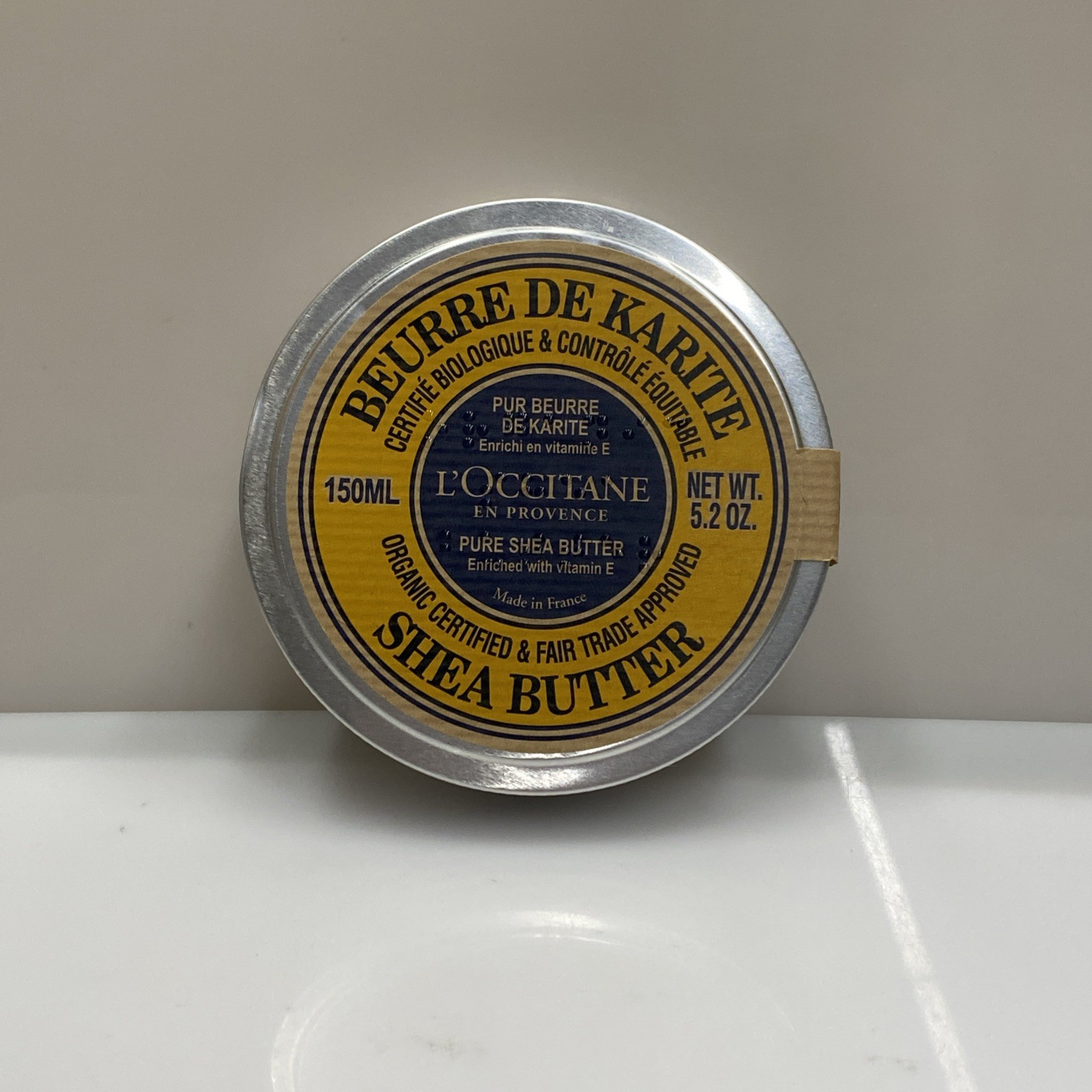 L’OCCITANE PURE SHEA BUTTER ENRICHED WITH VITAMIN E 5.2 OZ. EXP: 09/2027