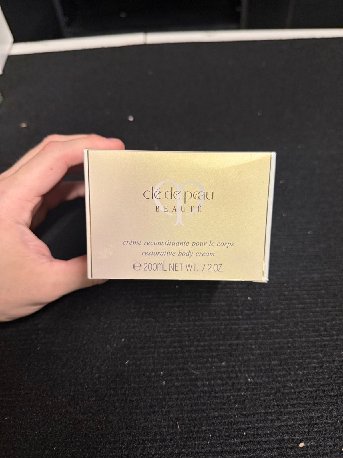 Cle de Peau RESTORATIVE BODY CREAM 7.2 oz / 200 ml NIB SEALED JAR DISCONTINUED