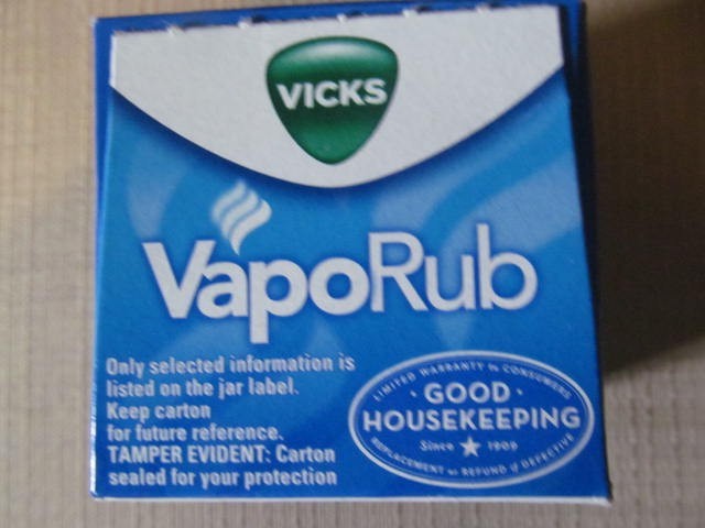 Vicks Vaporub Ointment 1.76 Oz exp 2/2027 ❤️ original