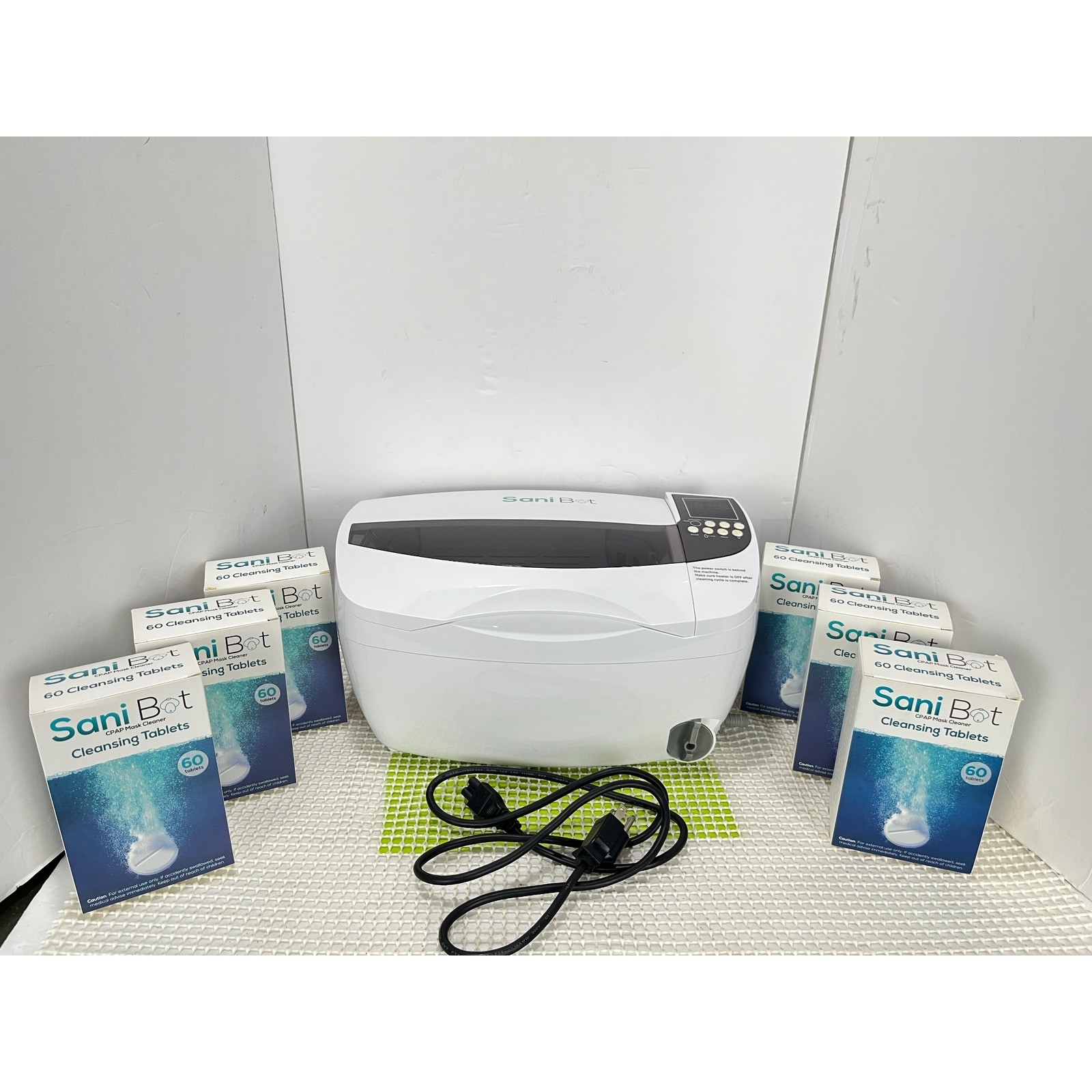Sani Bot D3 Ultrasonic CPAP Mask Cleaner w/480 Count Tablet Exp. 4/ & 12/2025