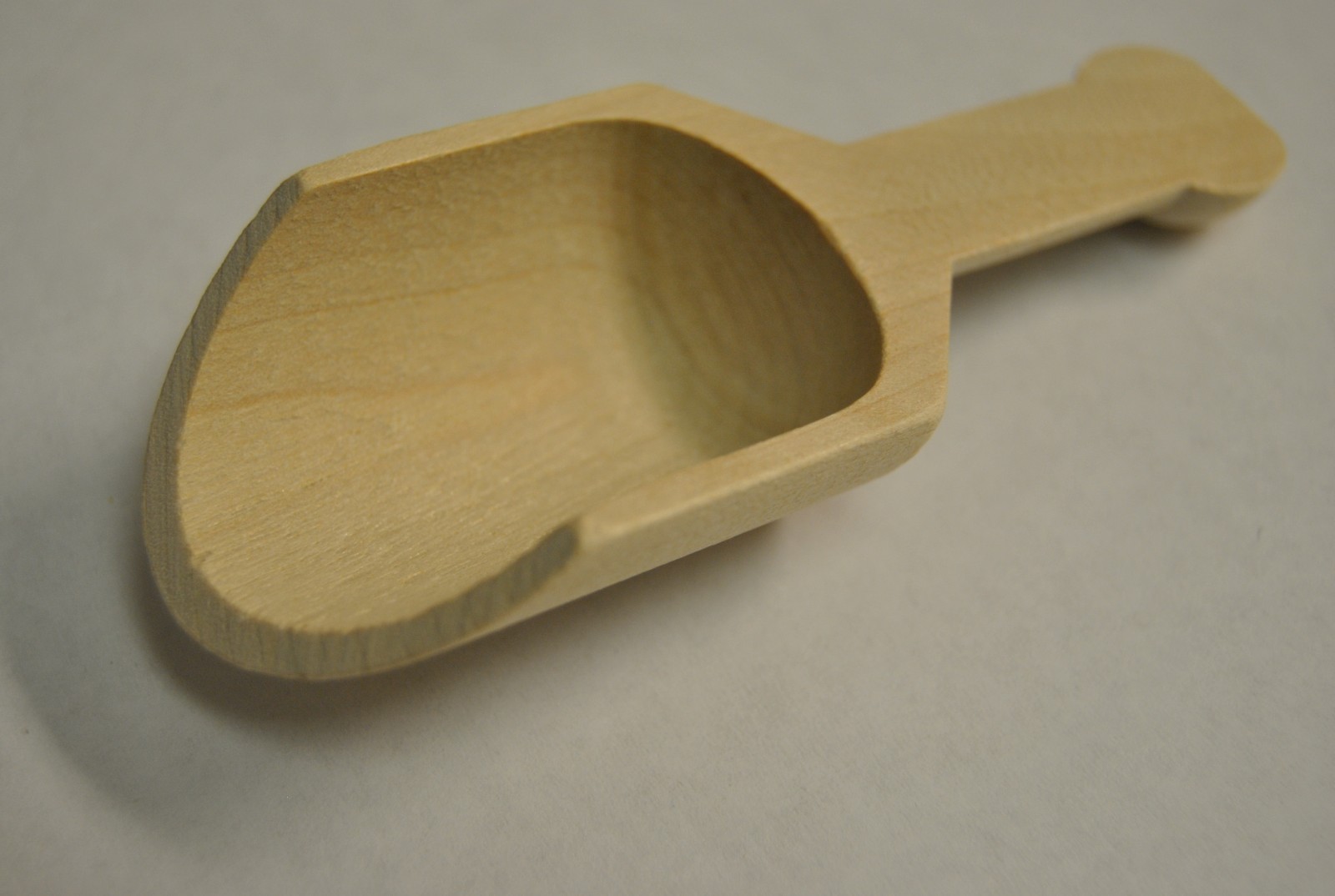 50ct Wood Candy and Spa Scoop 4″x 1/4″