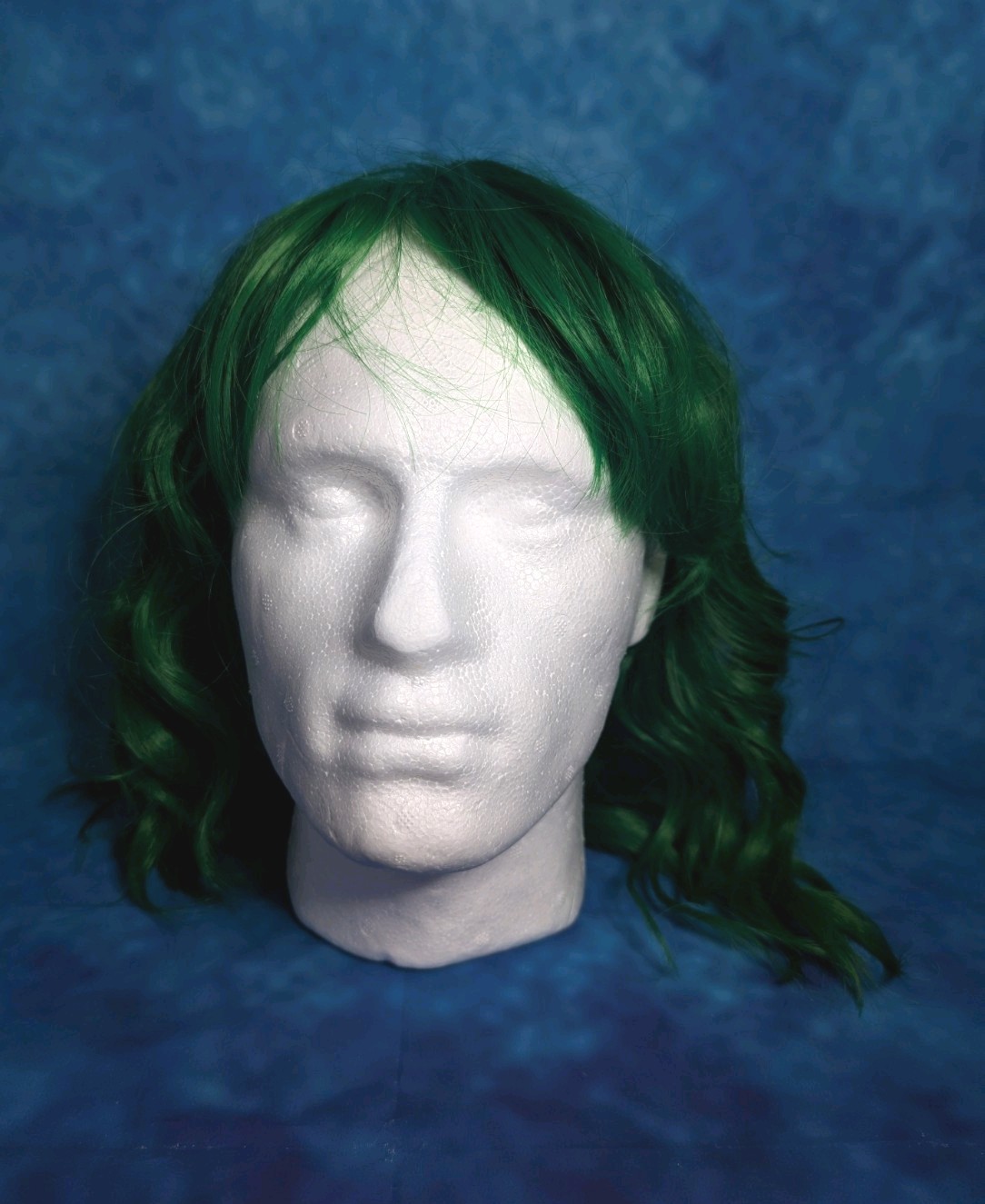 Wavy Green Cosplay Party Halloween Wig With Bangs Adjustable Wig Cap NIB Mildiso