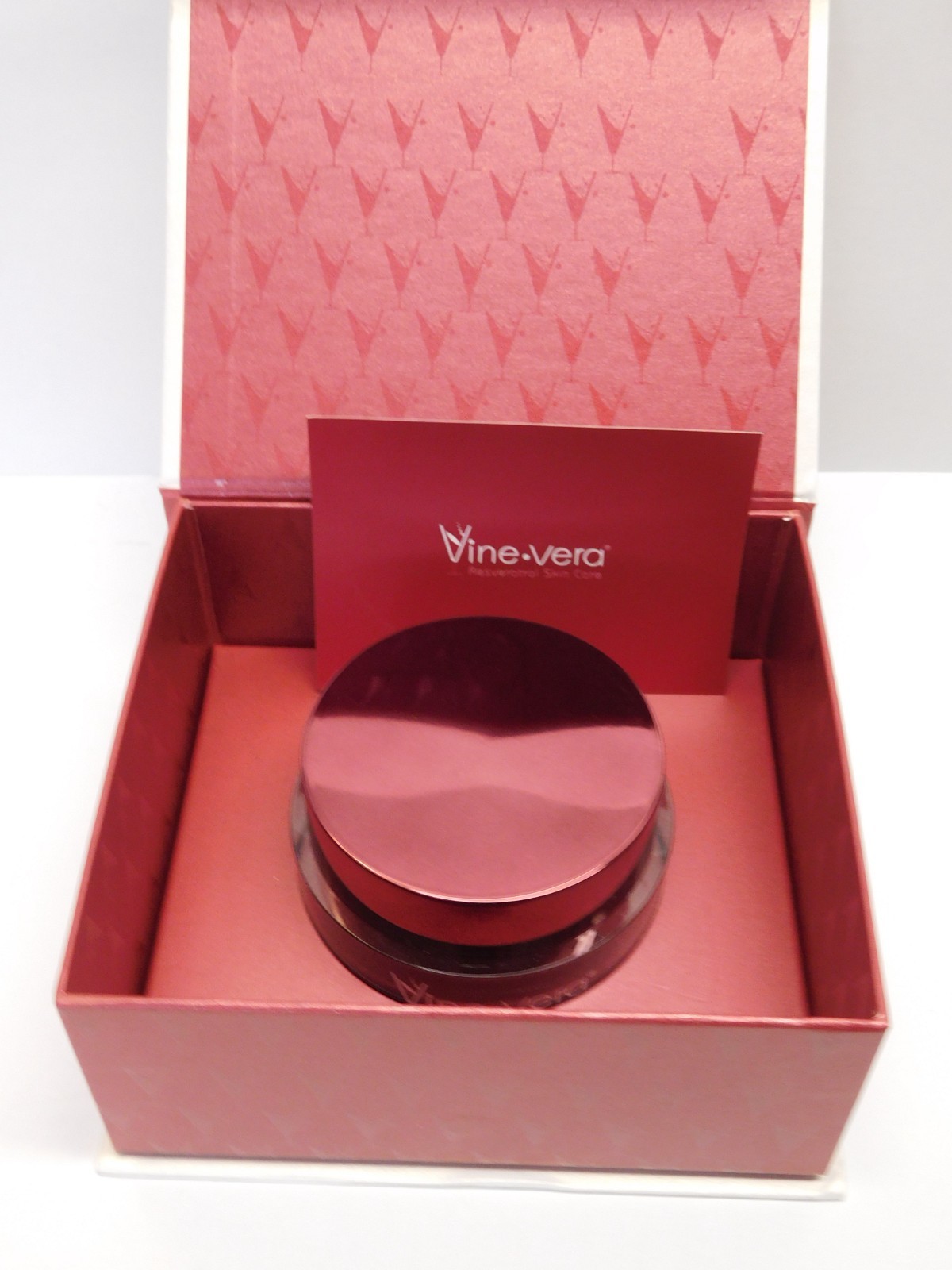 Vine-vera Merlot Moisture Day Cream Resveratrol Skin Care 1.83 oz – New