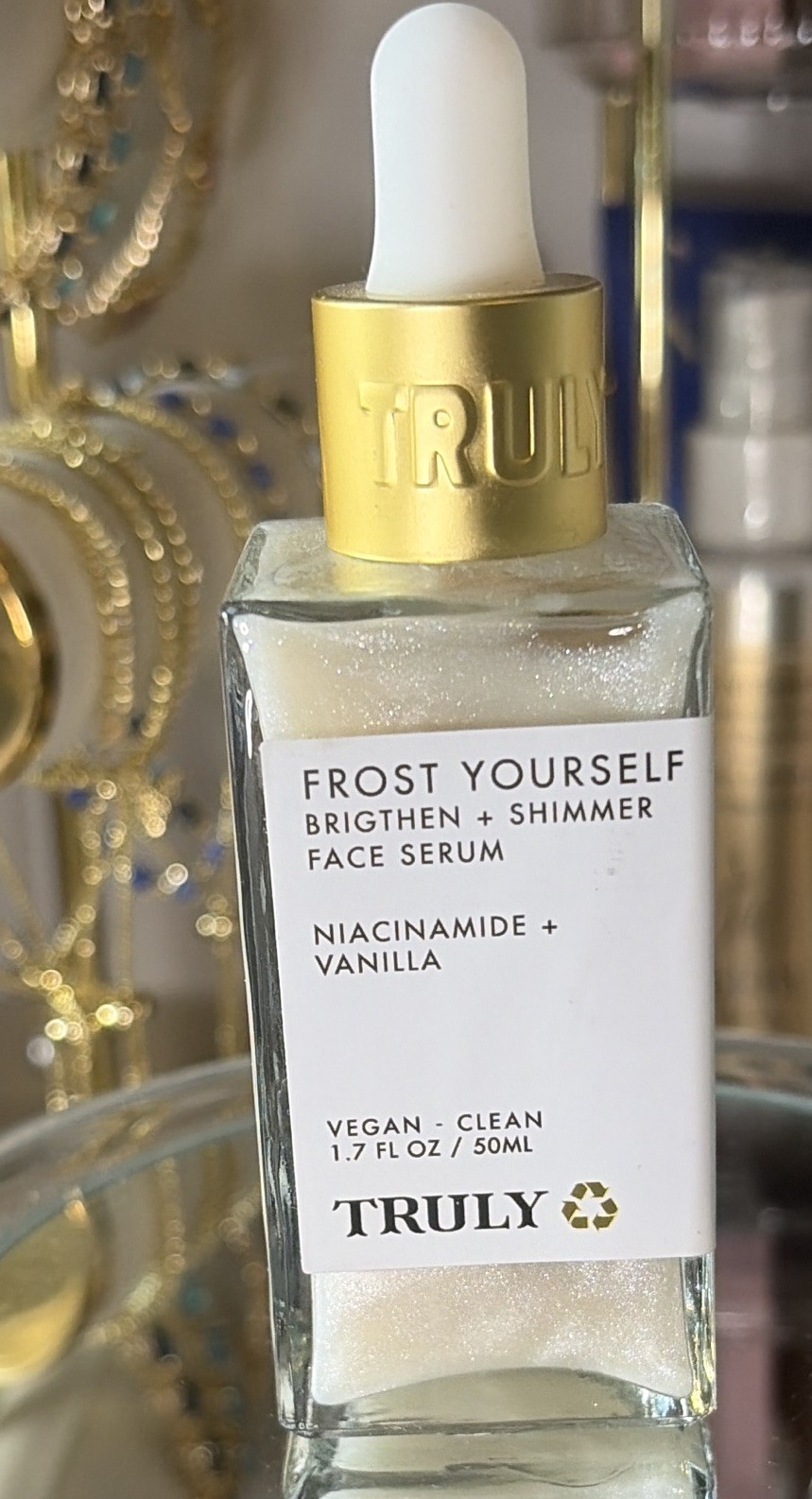Truly Frost Yourself Brighten + Shimmer Vegan Face Serum 1.7 fl oz Vanilla