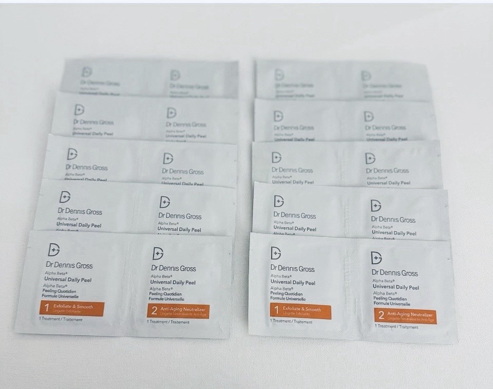Dr. Dennis Gross Universal Daily Peel Pads x 10 Pcs Exp: 05/2027