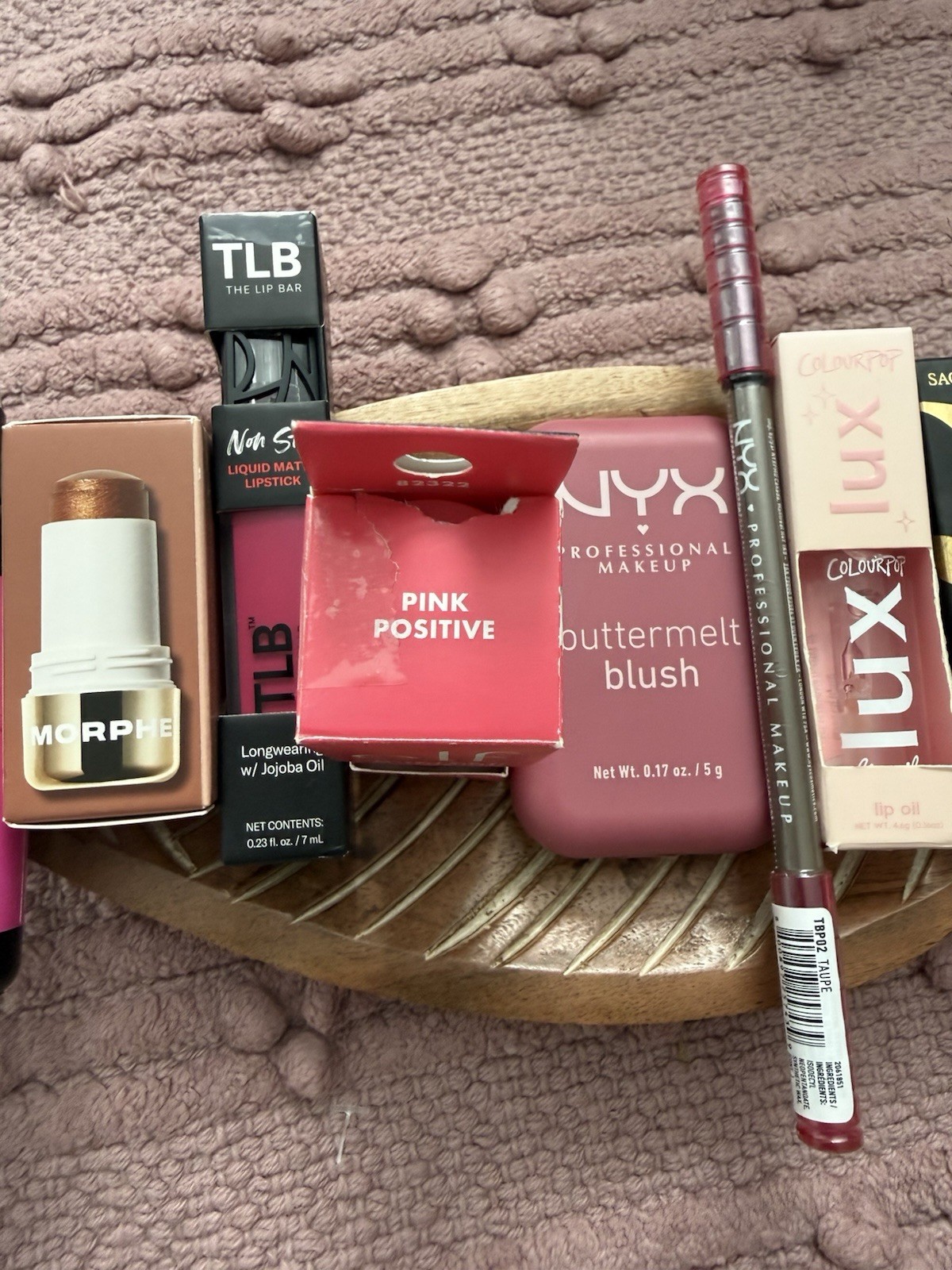 Makeup Lot – NYX Setting Spray, Buttermelt, e.l.f., morph, TBL, Colour Pop