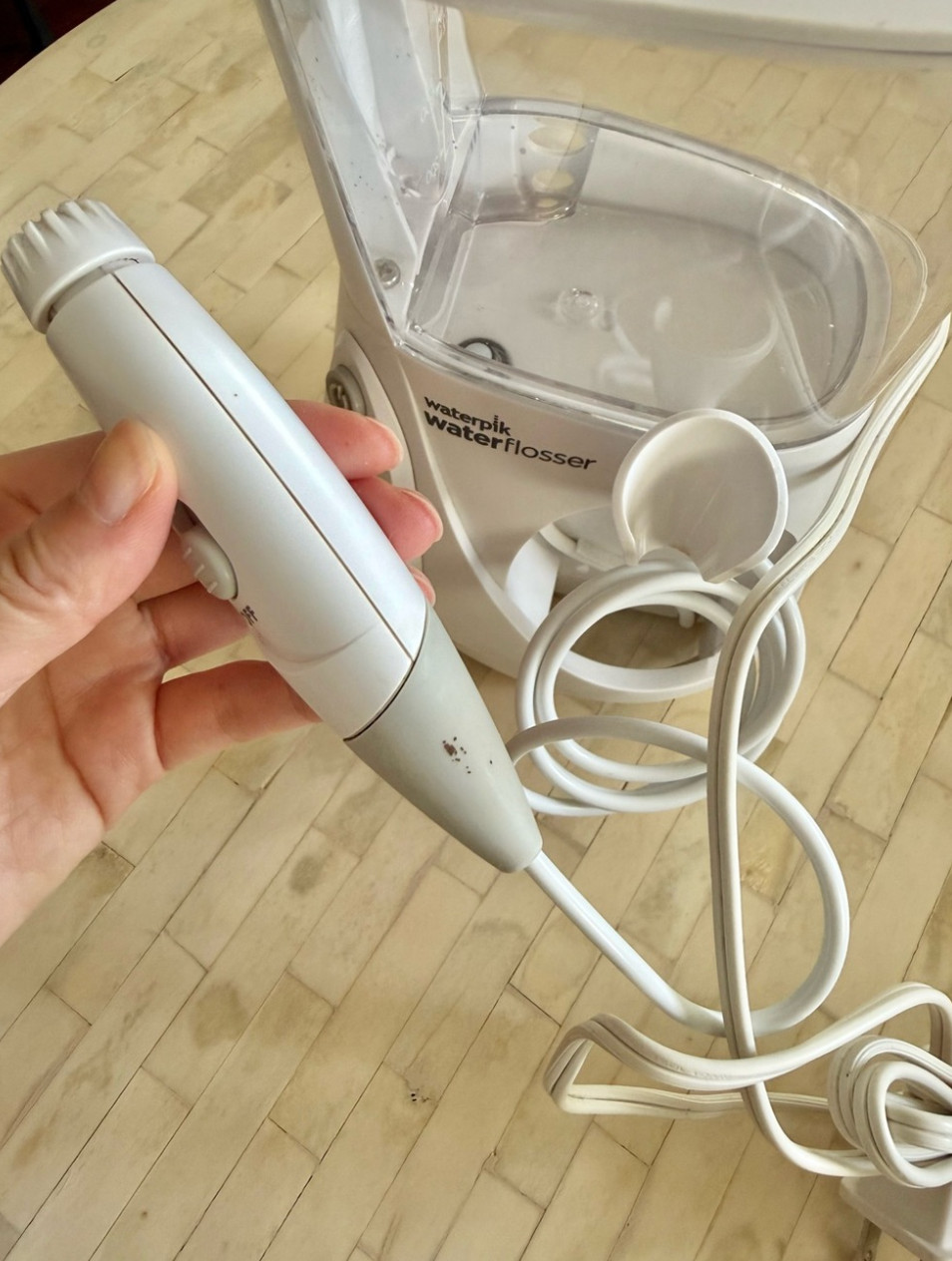 Waterpik Aquarius Water Flosser – White (WP-660)