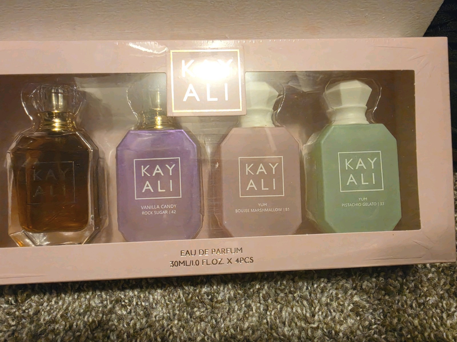 Kayali Eau de Parfum Set Vanilla Candy, Pistachio Gelato, Spray 30ml x 4