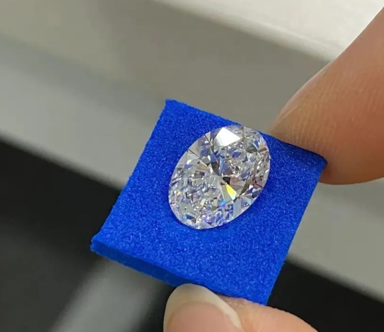 Loose 5 Ct Lab Grown CVD Diamond Oval Cut VVS1 Clarity D Color Diamond Certified