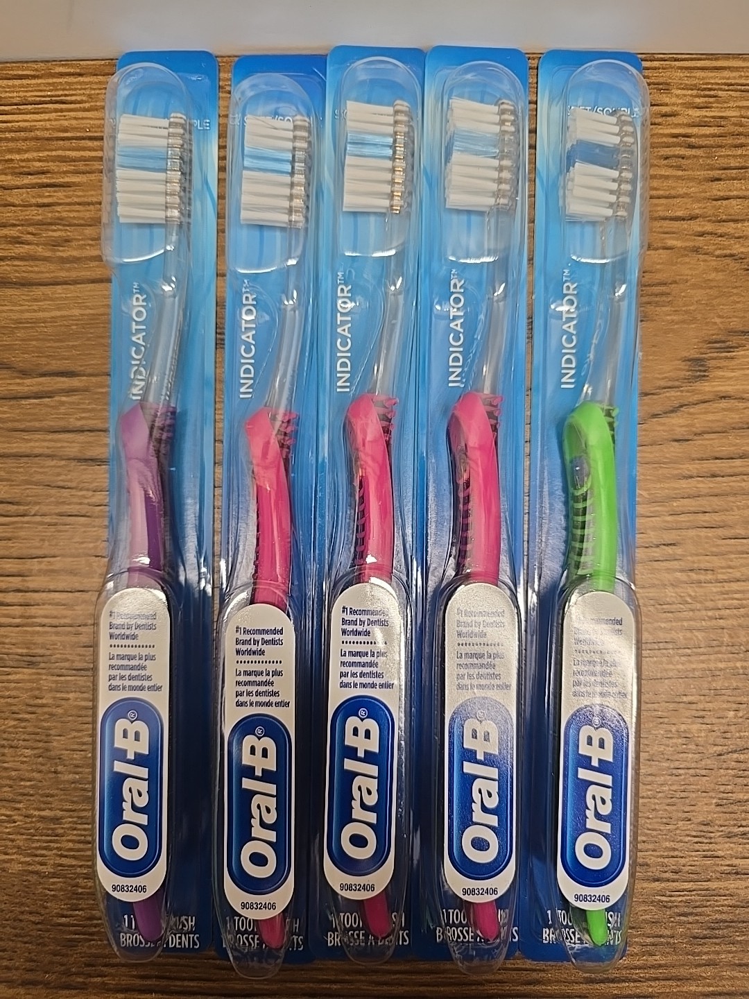 Oral-B Indicator 35 Soft Toothbrush Bulk Lot of 5 NEW
