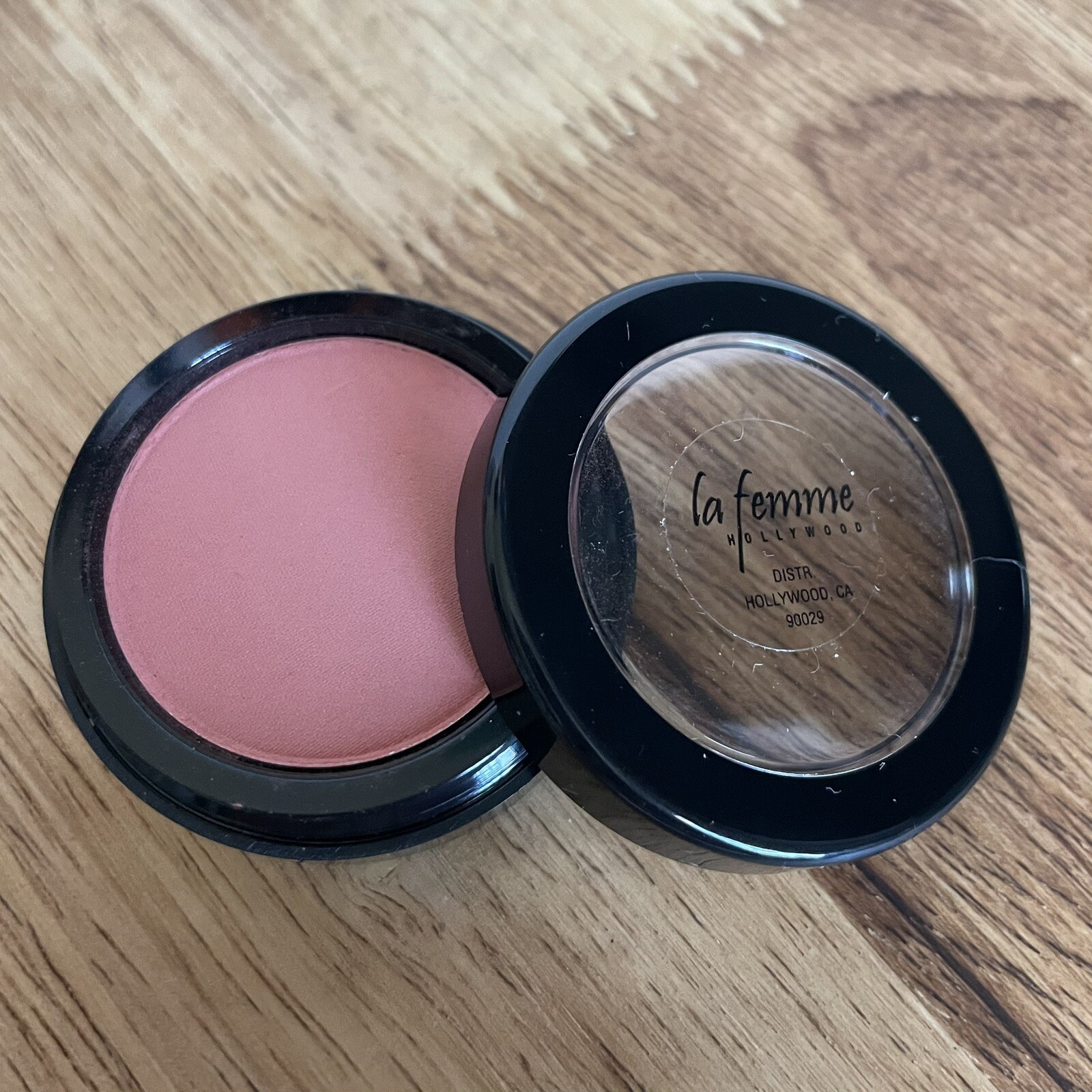 La Femme Cosmetics Blush On Rouge Shadow 0.14 oz PEACH Brand New