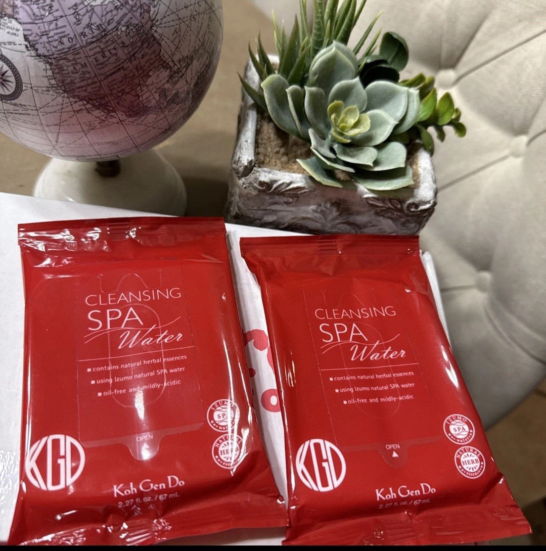 2 Koh Gen Do Cleansing Spa Water Makeup Remover Water 10 Cloths Each 67 mL