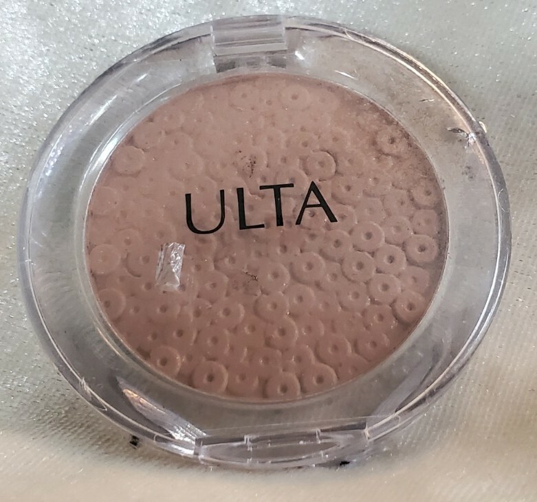 ULTA Pressed Powder Bronzer 0.193 oz / 5.47 g New Sealed Vintage Textured Circle