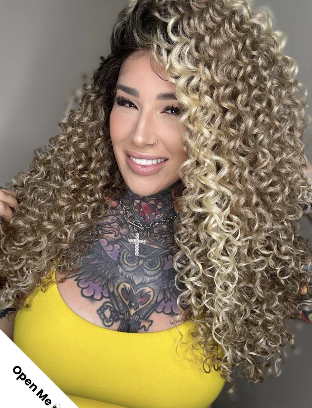 Lace Front Rebel Gypsy Heat Safe Synthetic Curly Blonde Blend Wig NWT