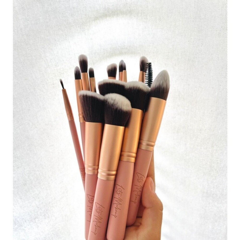 4/32Pcs Professional Makeup Brushes Set Foundation Cosmetic Brush Kit