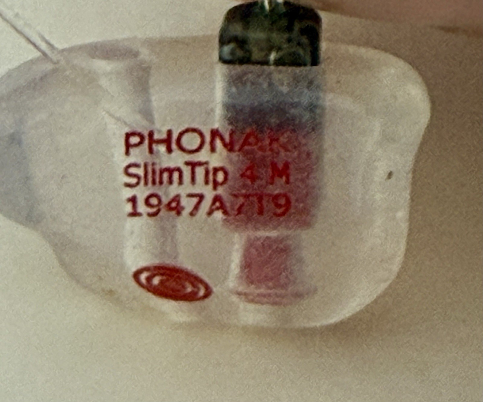 Phonak Audeo M-R/RT Hearing Aids Left & Right Charging Case Preowned Great Cond