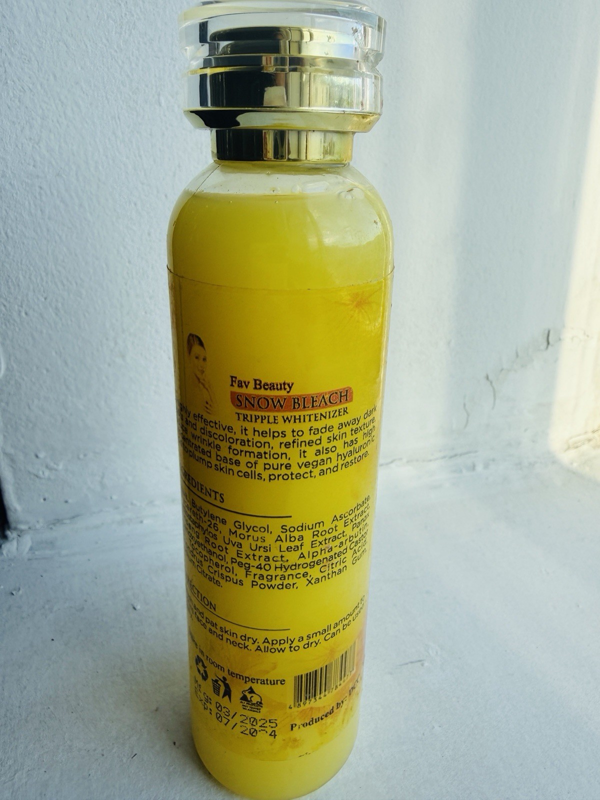 Fav Beauty Snow Bleach Tripple Whitenizer Lotion SPF 80 200 mL