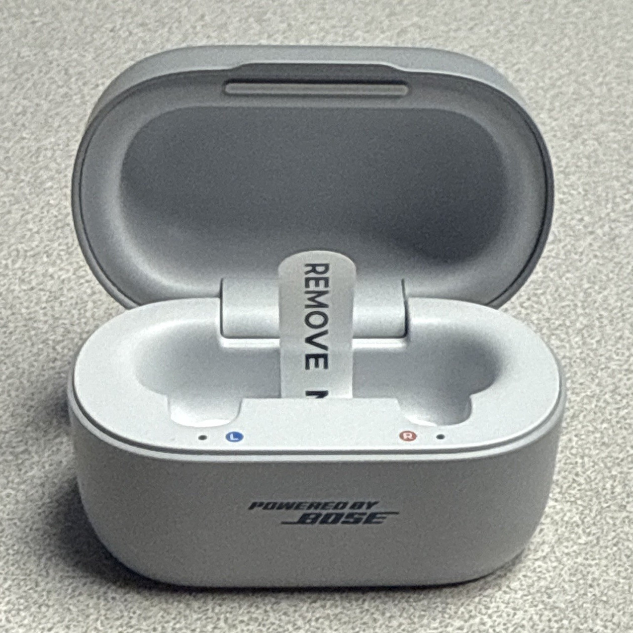 Lexie Powered by Bose Hearing Aid Charging Case BTE Gray LB2CHC02