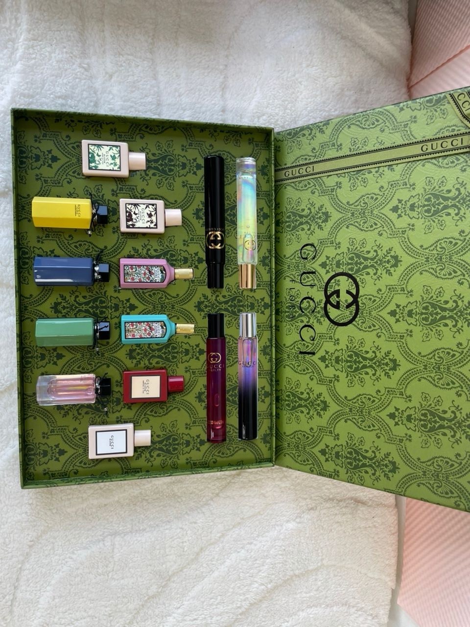 Gucci Perfume mini Set – 14 Piece Gift Collection