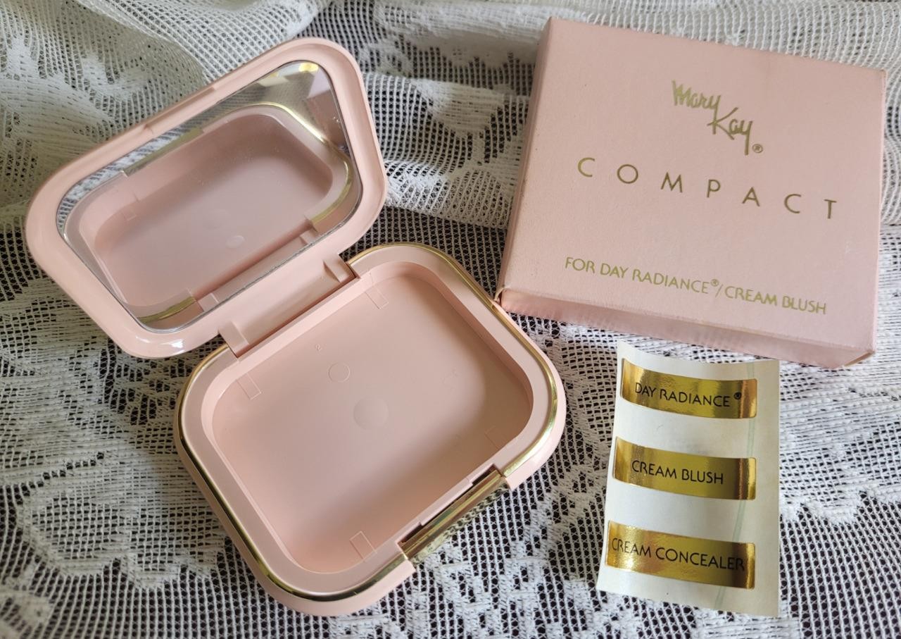 NEW Vtg MARY KAY Pink Mirror COMPACT Refillable Empty Case – Day Radiance/Blush