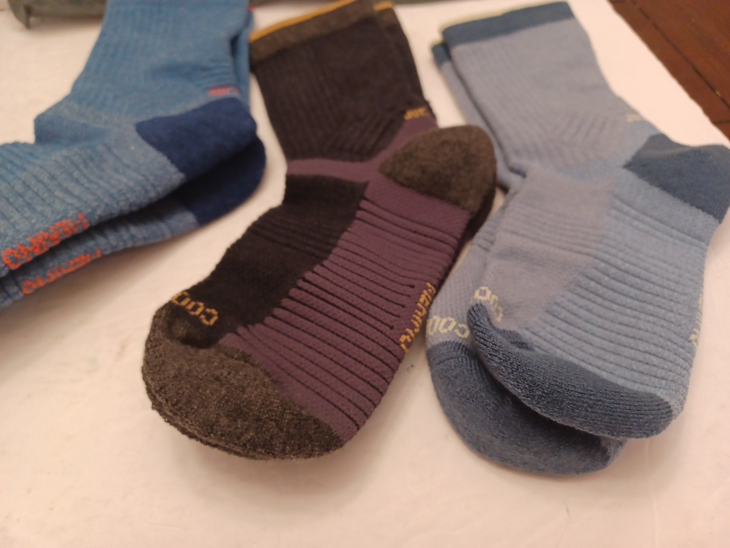 Australian Merino Wool COMPRESSION/DRY FIT SOCKS Sz Small SEE PHOTOS NEW