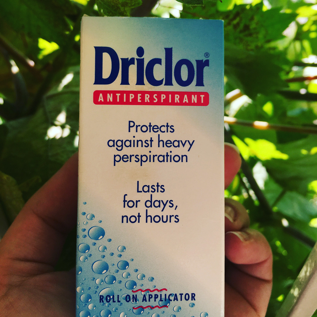 20ml — DRICLOR Roll on Applicator Antiperspirant 20ml NEW IN BOX, EXP 05/2026