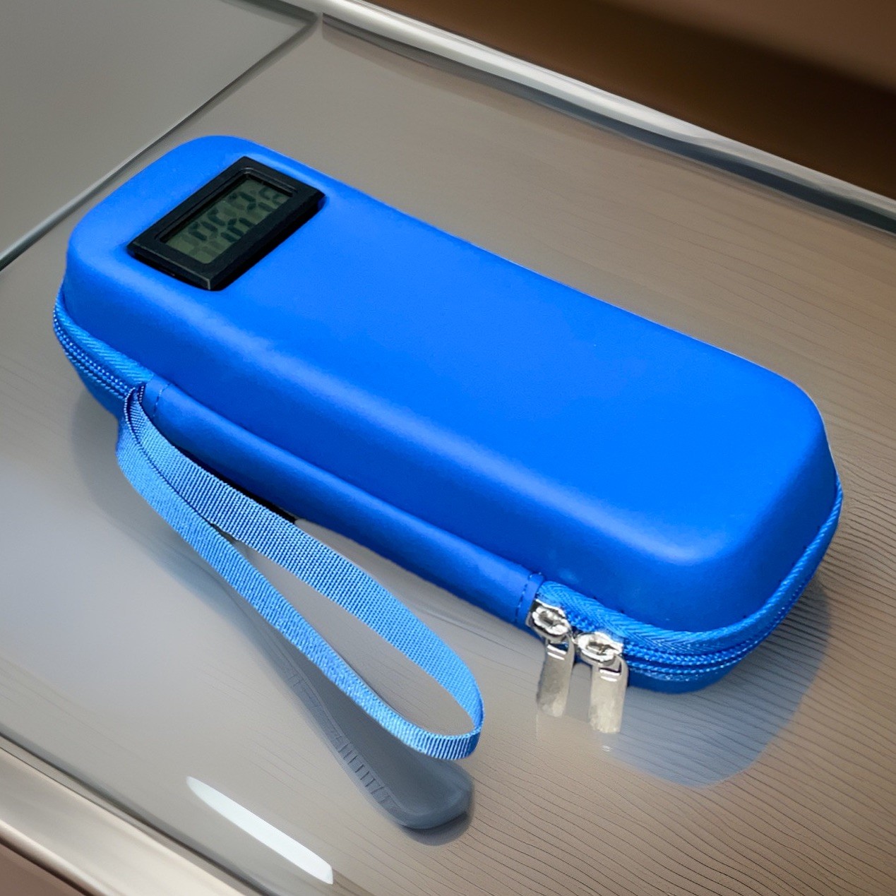 Insulin Cooler Travel Case: TSA Approved with Temperature Display & 2 Ice Pack