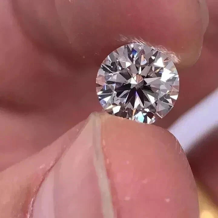 2.00 CT Round Cut Natural D Color Lab Grown CVD Diamond VVS1 Clarity Certified