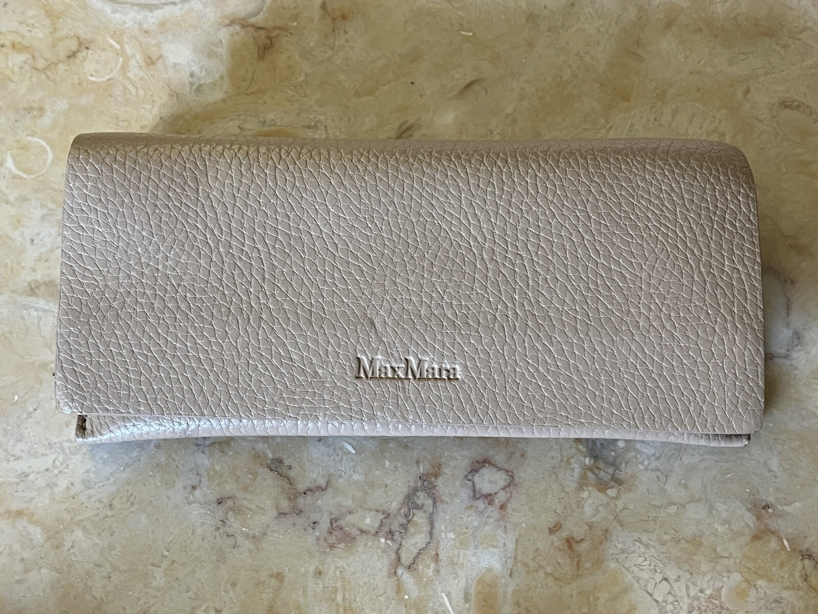 Max Mara Pebbled Beige Faux Leather Eyeglasses Soft Case Beige Tan A5