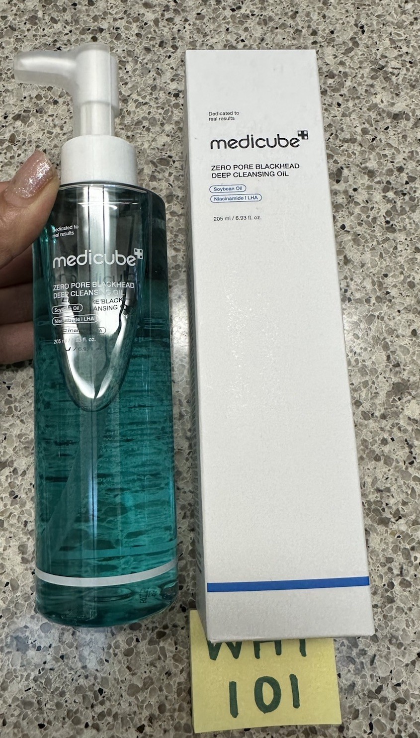 medicube Zero Pore Blackhead Deep Cleansing Oil 6.93oz/205mL FULL SZ EXP 11/2028