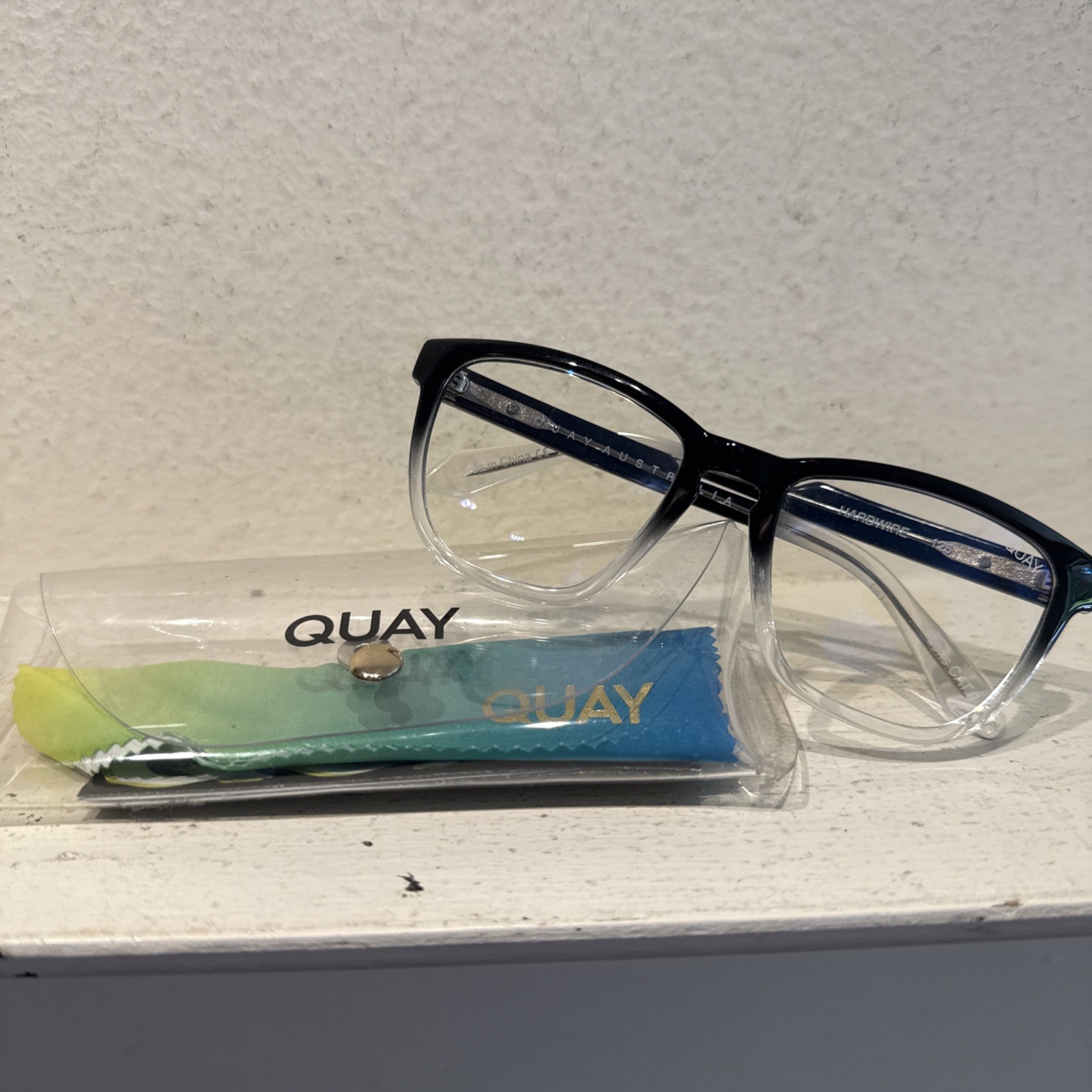 Women’s Quay HARDWIRE 126 ~ Eyeglasses Frames ~ Black Gradient With Case • NWOT