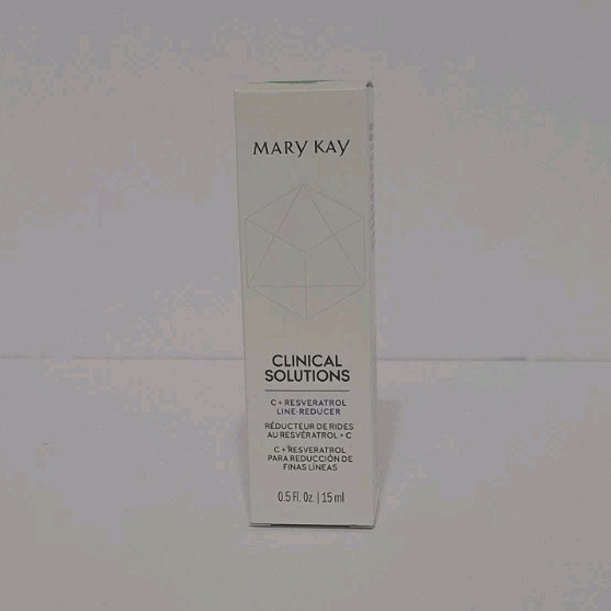 Mary Kay Clinical Solutions C-Resveratrol Line Reducer Face Moisturizer 0.5 oz