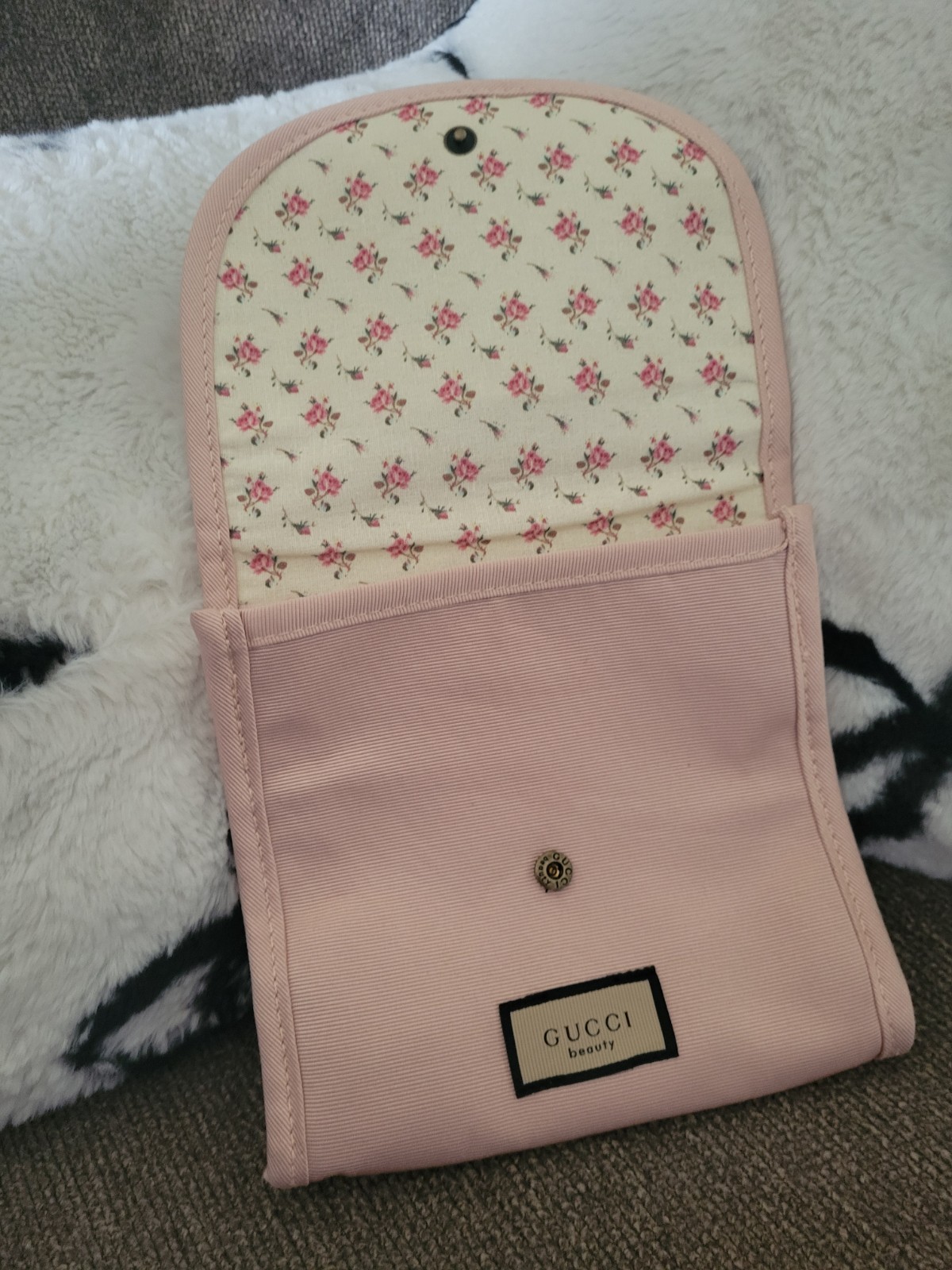 GWP Gucci Pink Folding Fabric Makeup Bag – Foldable Cosmetic Storage Case